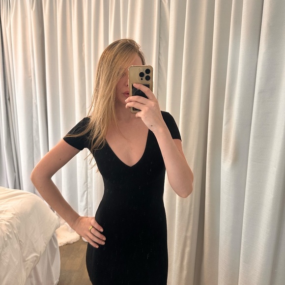 American Apparel V-Neck T-Shirt Dress - Picture 2 of 5